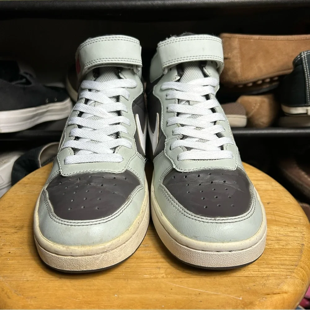 Nike court borough mid grey white